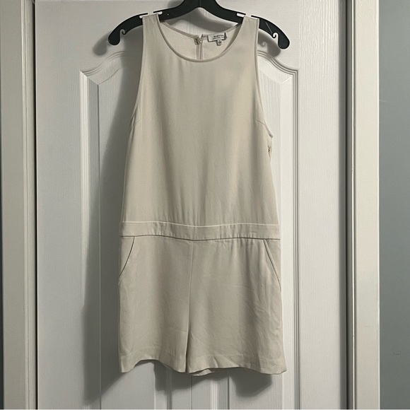 BABATON Aritzia Ozzy cream Romper jumper size 4 - Picture 3 of 11